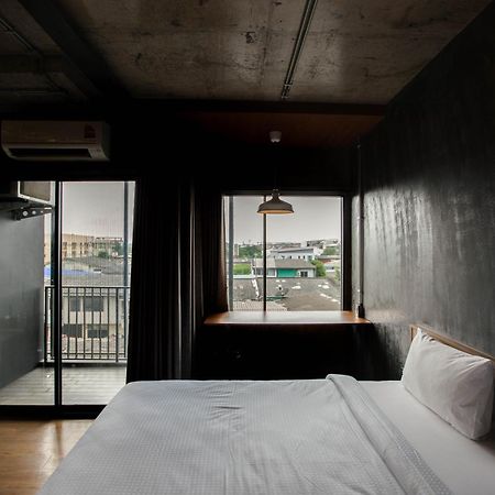 Navakitel Design Hotel Накхонситхаммарат Экстерьер фото