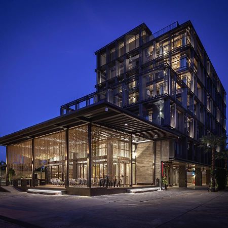 Navakitel Design Hotel Накхонситхаммарат Экстерьер фото