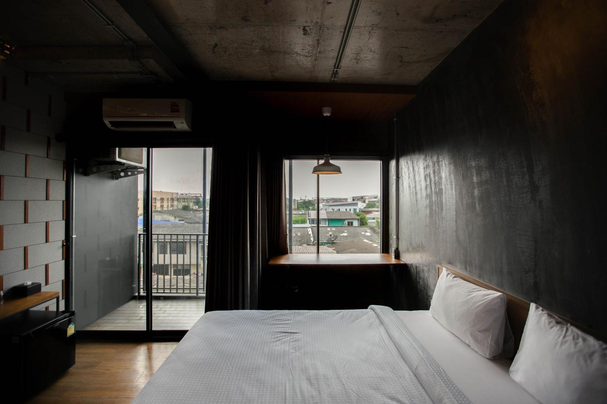 Navakitel Design Hotel Накхонситхаммарат Экстерьер фото
