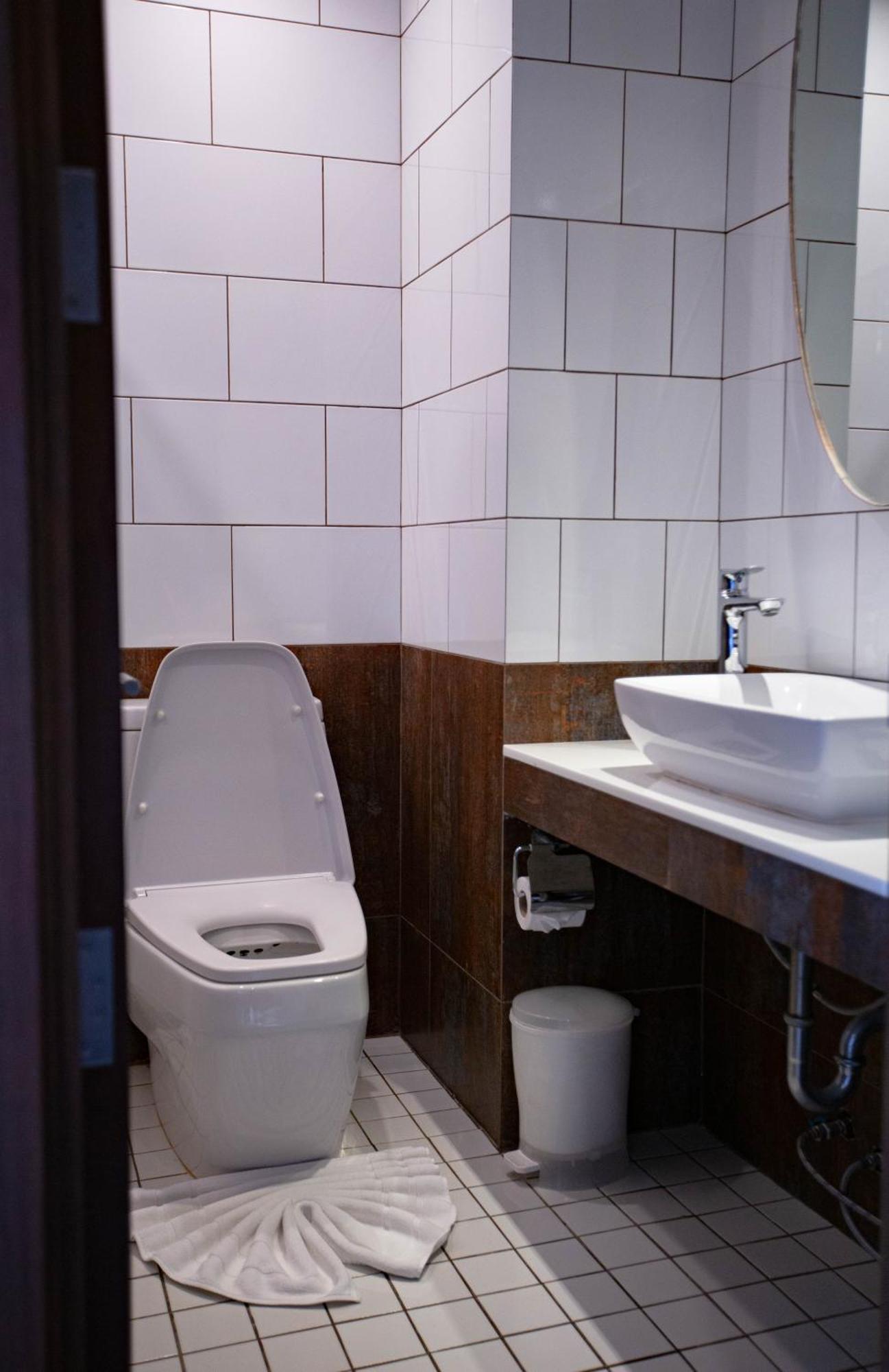 Navakitel Design Hotel Накхонситхаммарат Экстерьер фото