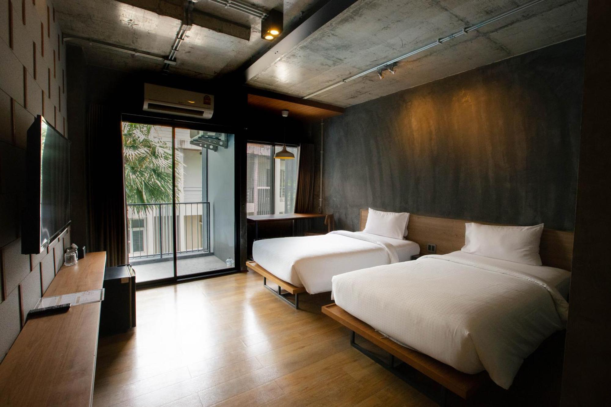Navakitel Design Hotel Накхонситхаммарат Экстерьер фото