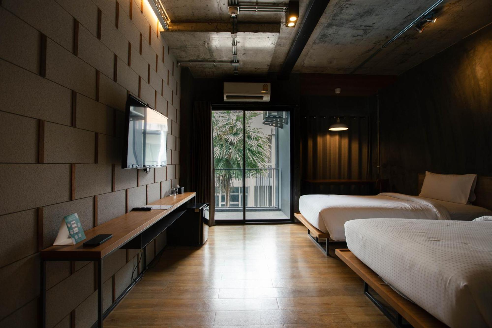 Navakitel Design Hotel Накхонситхаммарат Экстерьер фото