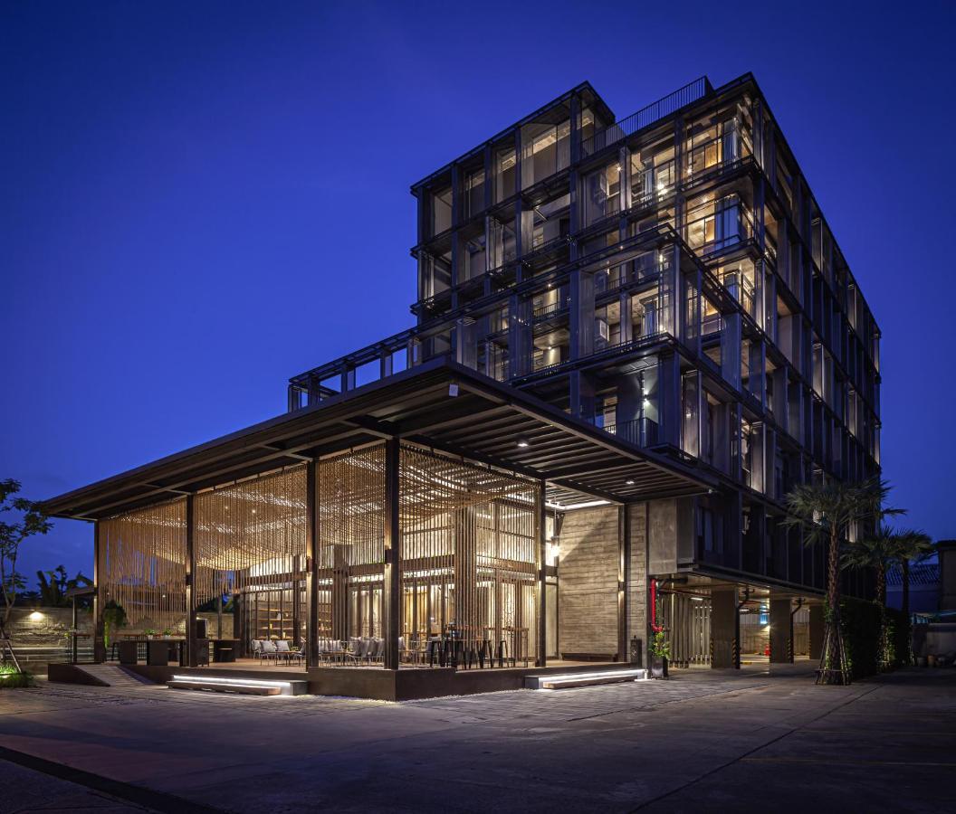 Navakitel Design Hotel Накхонситхаммарат Экстерьер фото