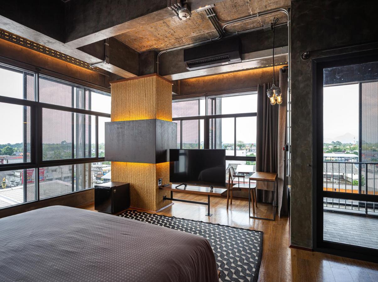 Navakitel Design Hotel Накхонситхаммарат Экстерьер фото