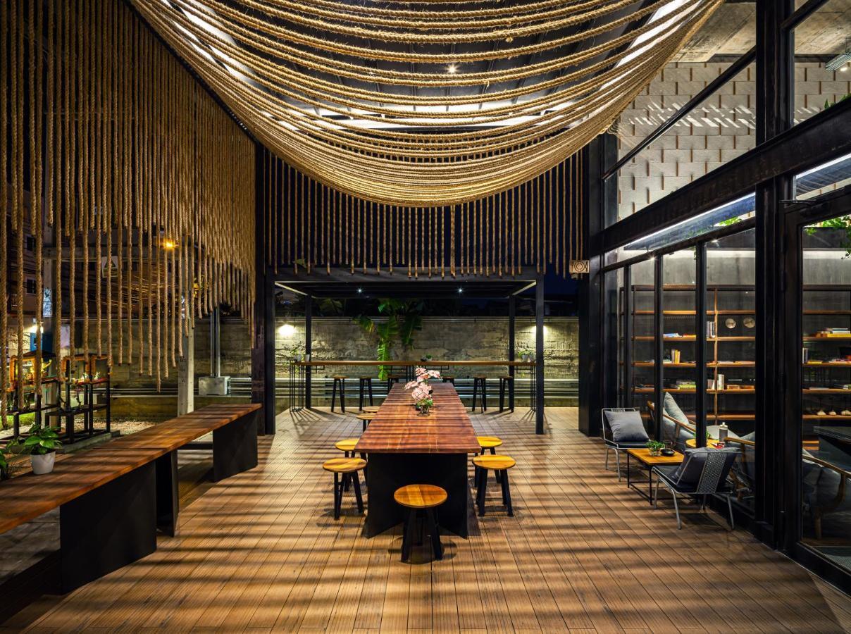 Navakitel Design Hotel Накхонситхаммарат Экстерьер фото
