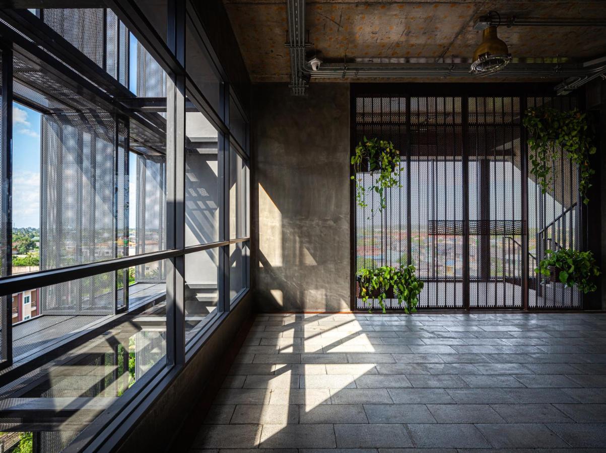 Navakitel Design Hotel Накхонситхаммарат Экстерьер фото